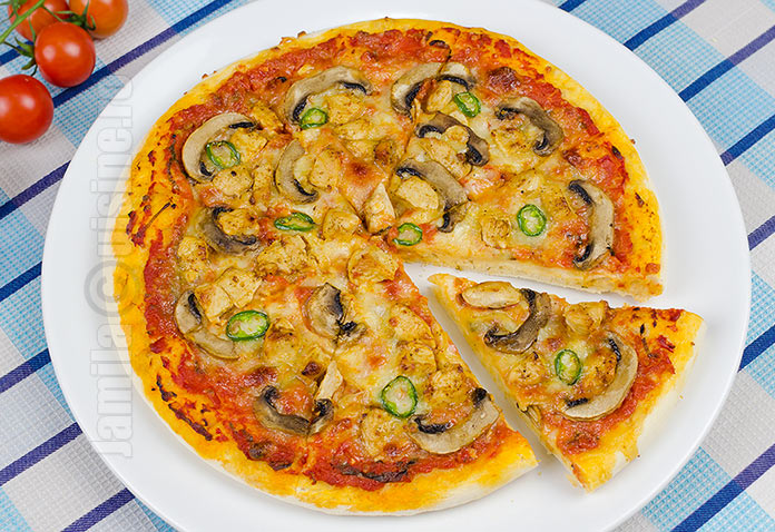 Pizza cu pui si ciuperci | Reteta Video