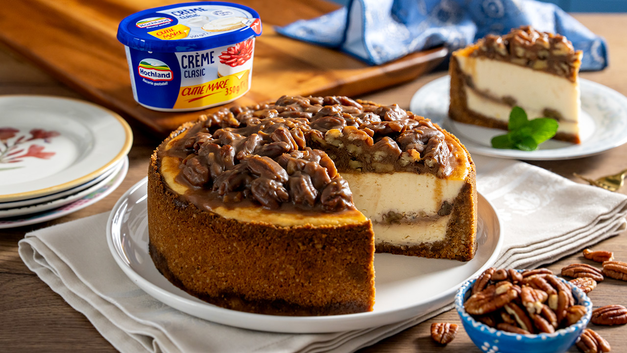 Cheesecake cu nuca si caramel, cremos si crocant | Reteta Video